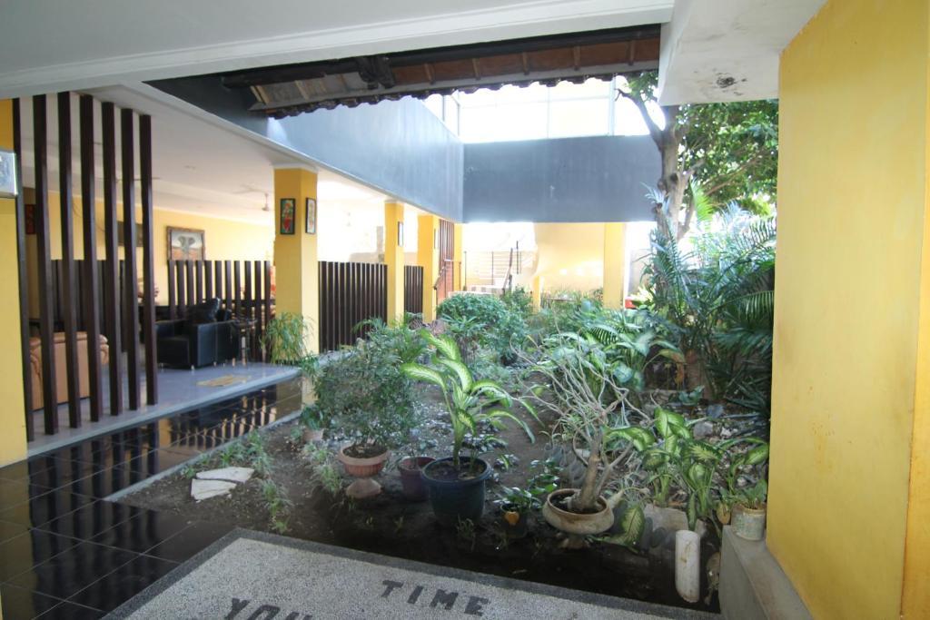 Ct1 Bali Bed & Breakfast Kuta Lombok Exterior foto